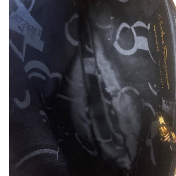 Authentic Salvatore Ferragamo Vintage purse - Picture 7 of 7